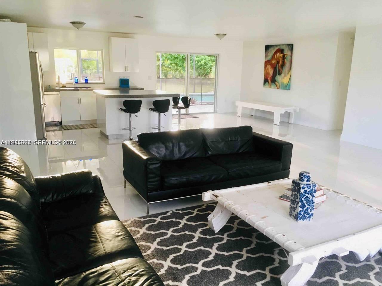 THE BANYAN DRIVE ESTATES - Residential