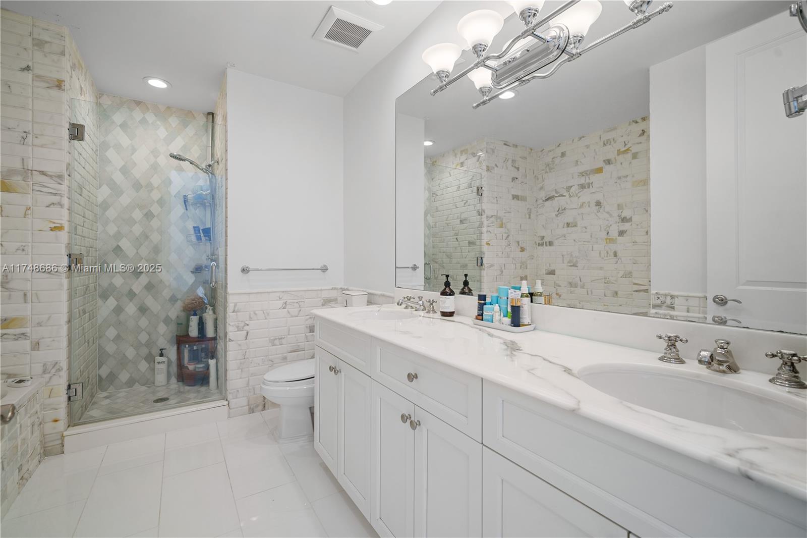 BERMUDA VLG AT CORAL GABL - Residential