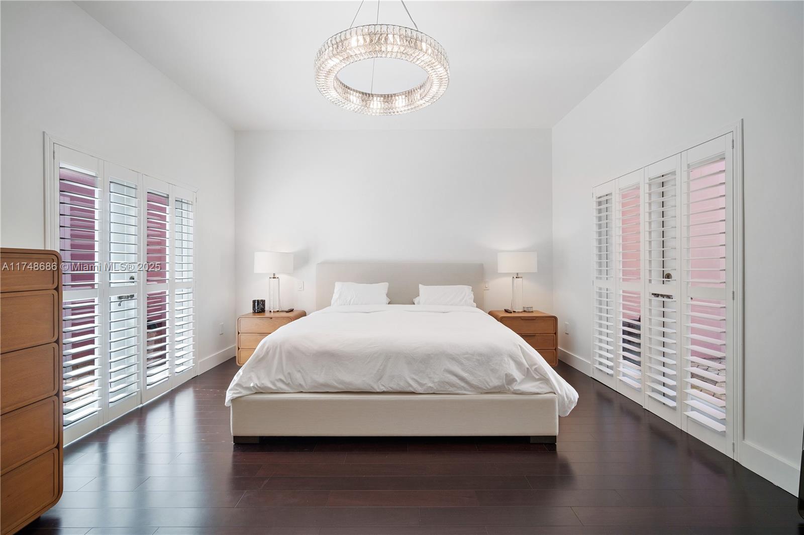 BERMUDA VLG AT CORAL GABL - Residential