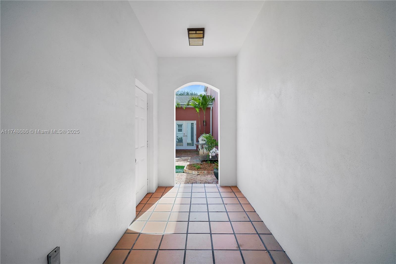 BERMUDA VLG AT CORAL GABL - Residential