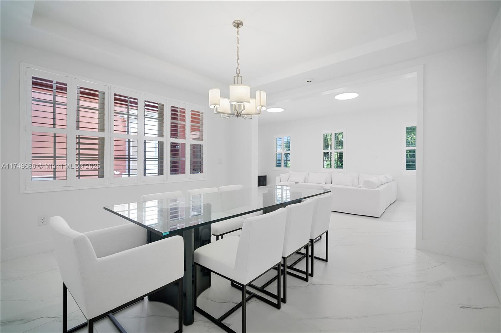 BERMUDA VLG AT CORAL GABL - Residential