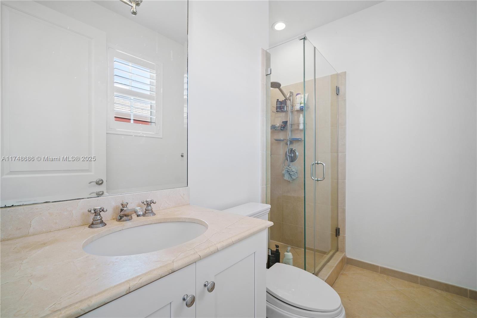 BERMUDA VLG AT CORAL GABL - Residential