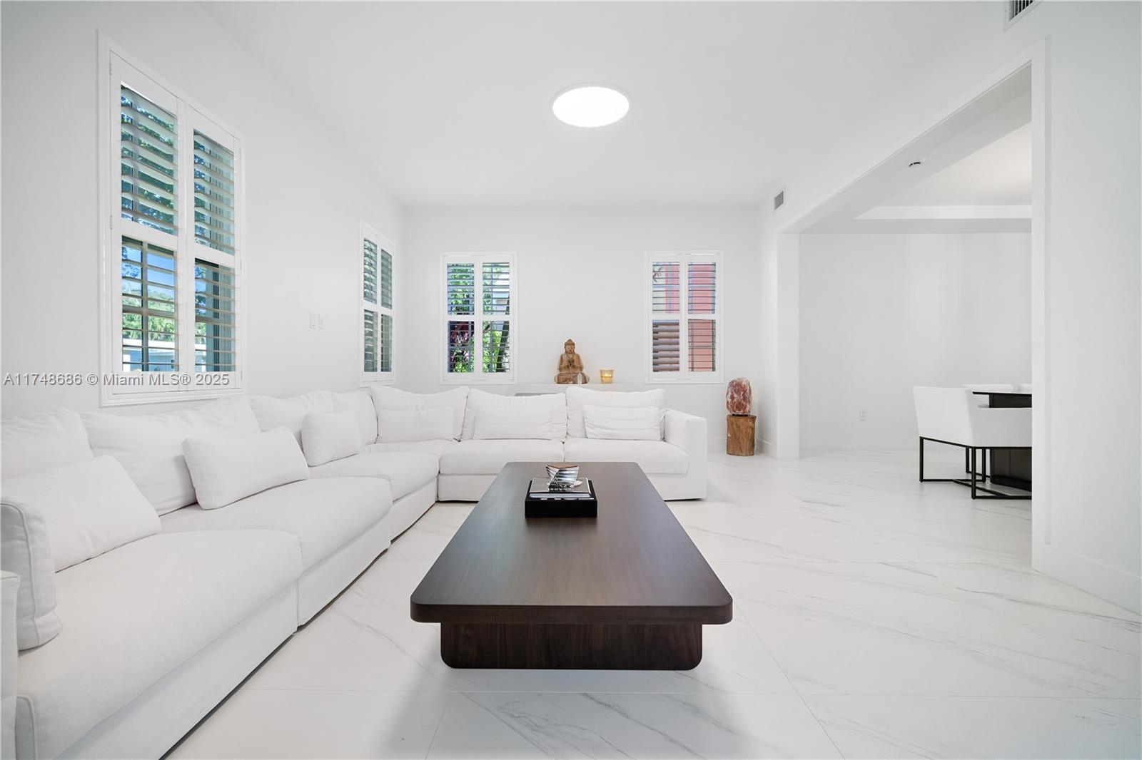 BERMUDA VLG AT CORAL GABL - Residential