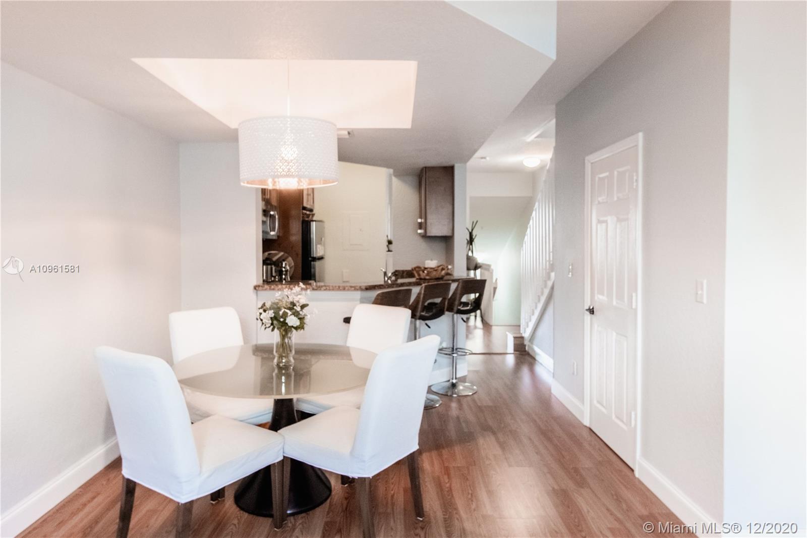 VILLAS DE TUSCANY CONDO - Residential