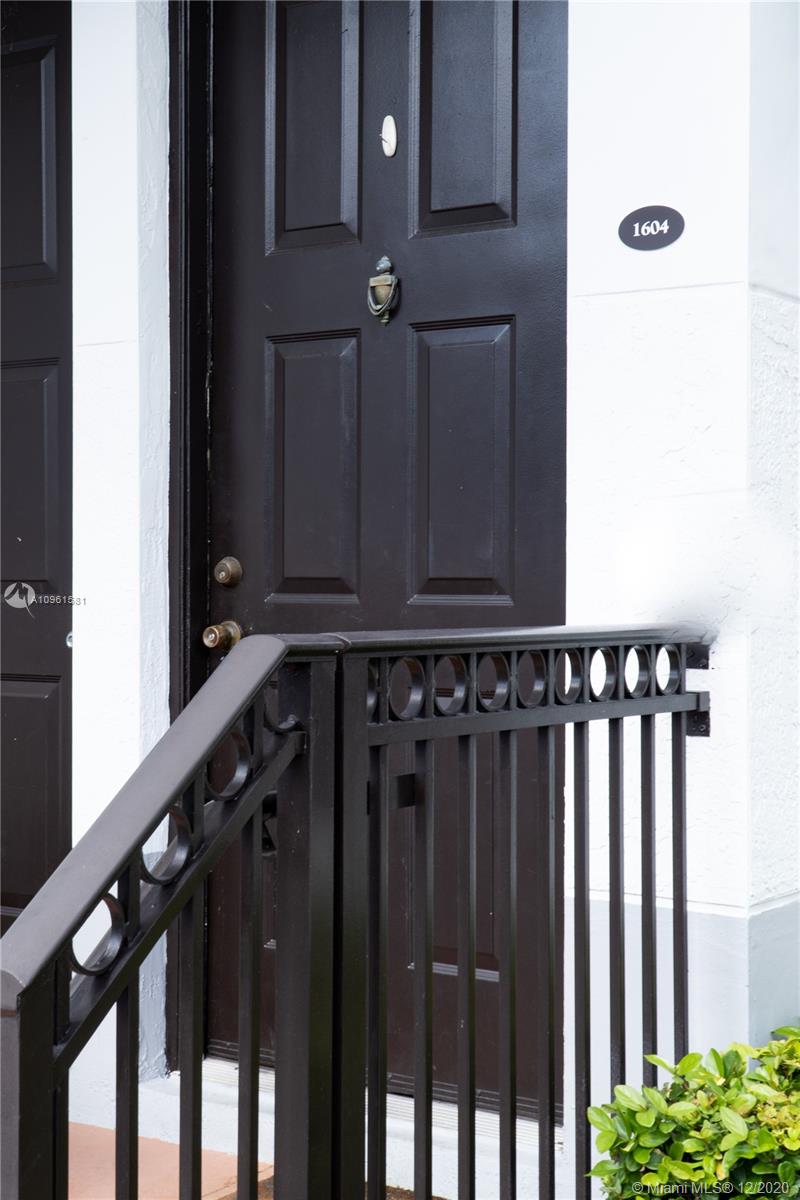 VILLAS DE TUSCANY CONDO - Residential