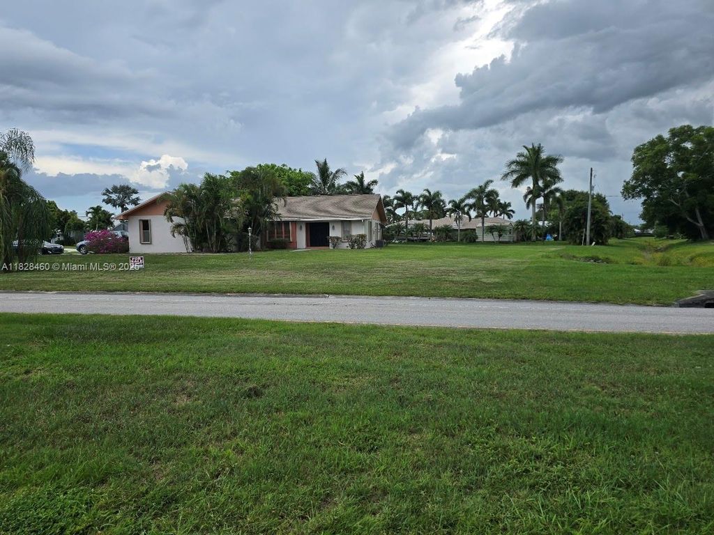Photo of 2802 SE Calvin St, Port St Lucie, FL 34952 (MLS # A11828460)