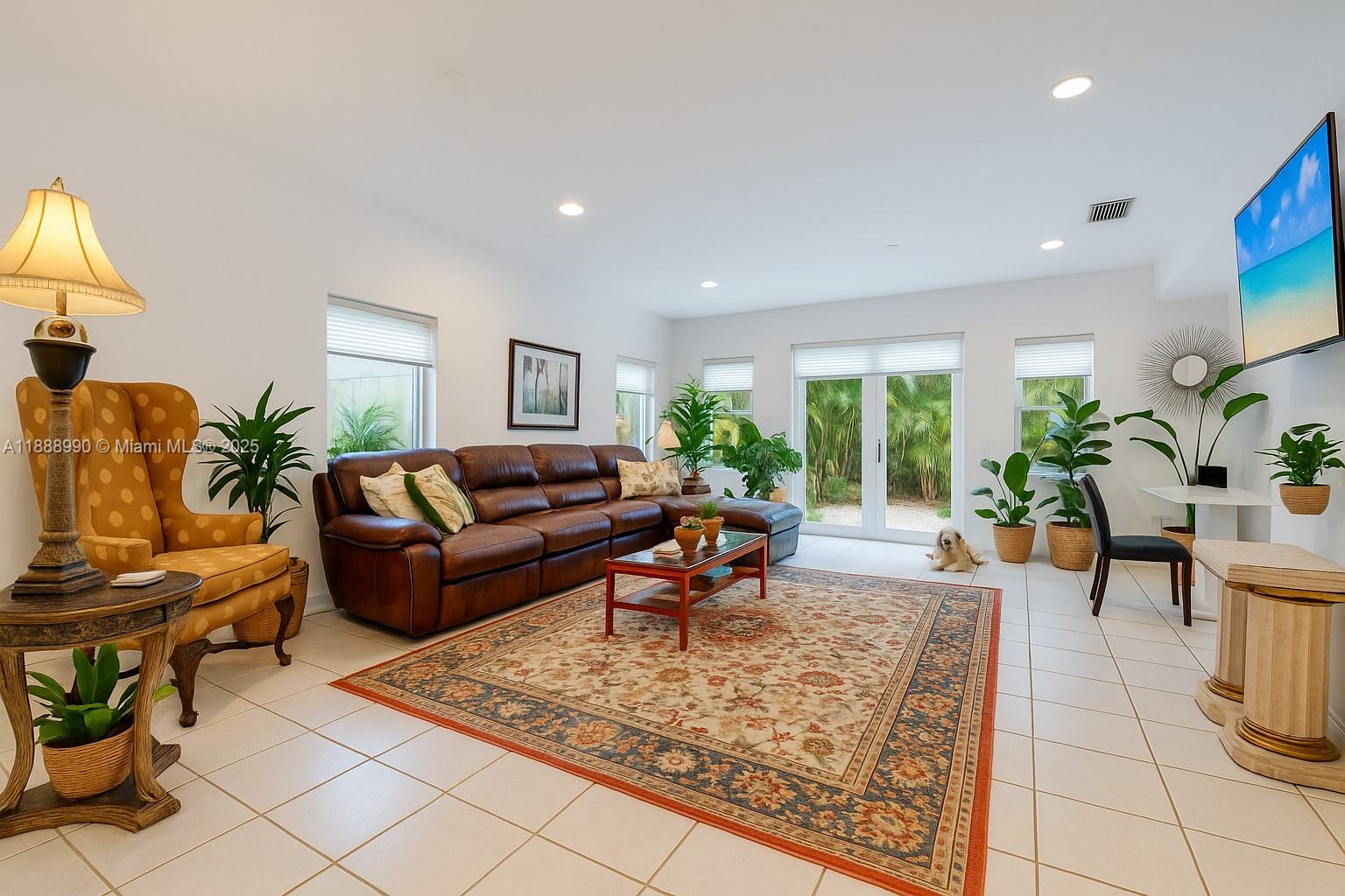 TUSCANY ESTATES AND VILLA - Residential