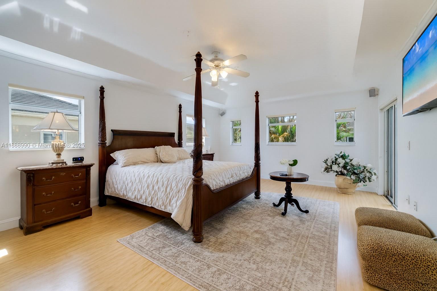 TUSCANY ESTATES AND VILLA - Residential