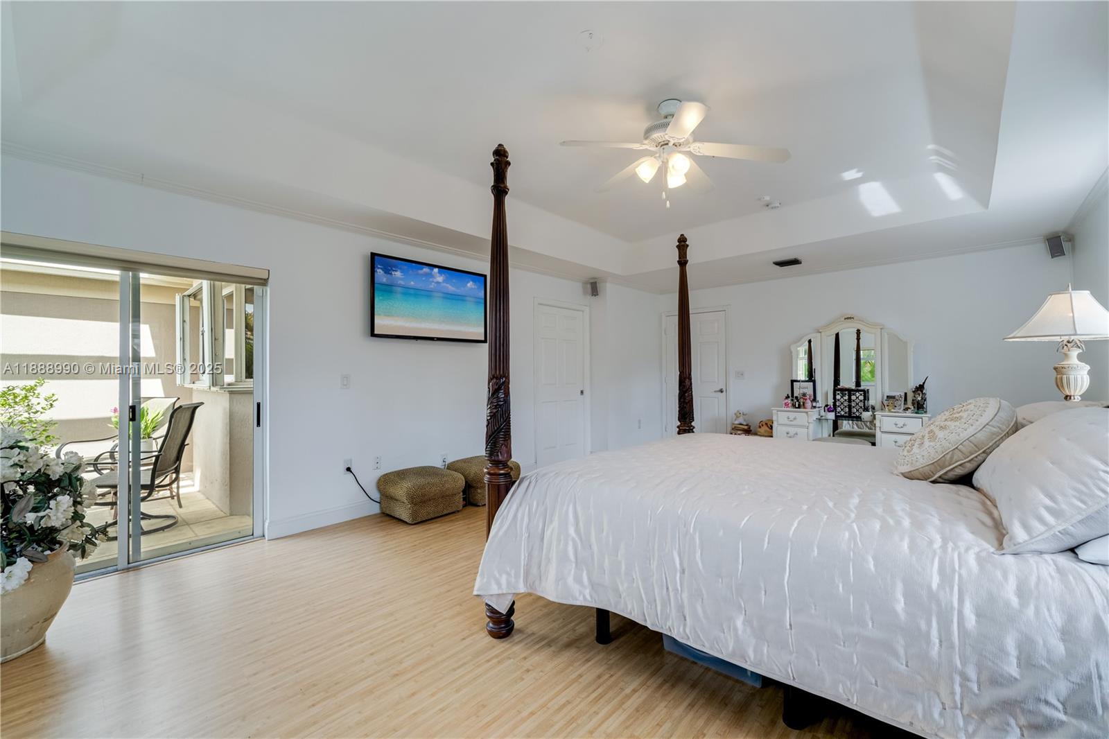 TUSCANY ESTATES AND VILLA - Residential