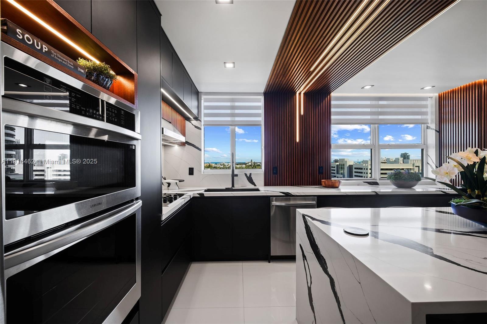 THE FLORIDIAN CONDO - Residential