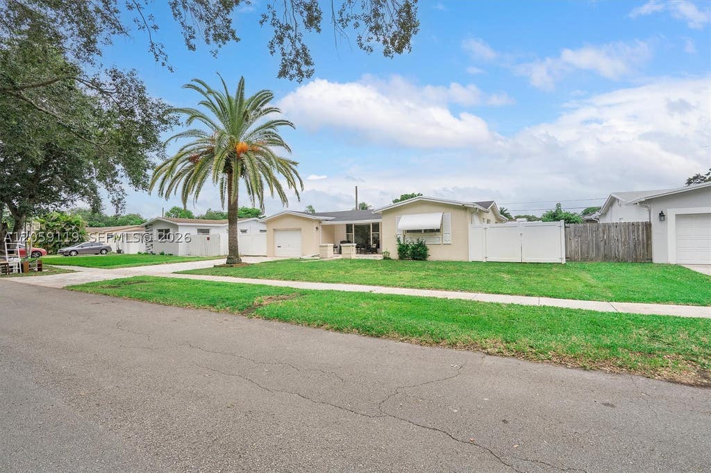 Photo of 8963 SW 53rd St, Cooper City, FL 33328 (MLS # A12059119)