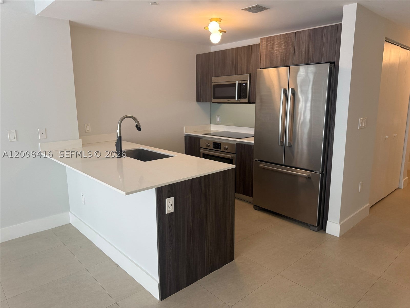 488 NE 18TH St 3104