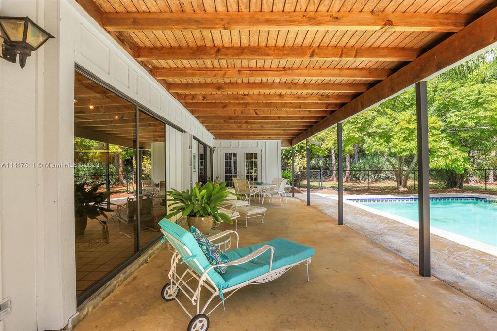 Photo of 12215 N 174th Pl N, Jupiter, FL 33478 (MLS # A11447611)