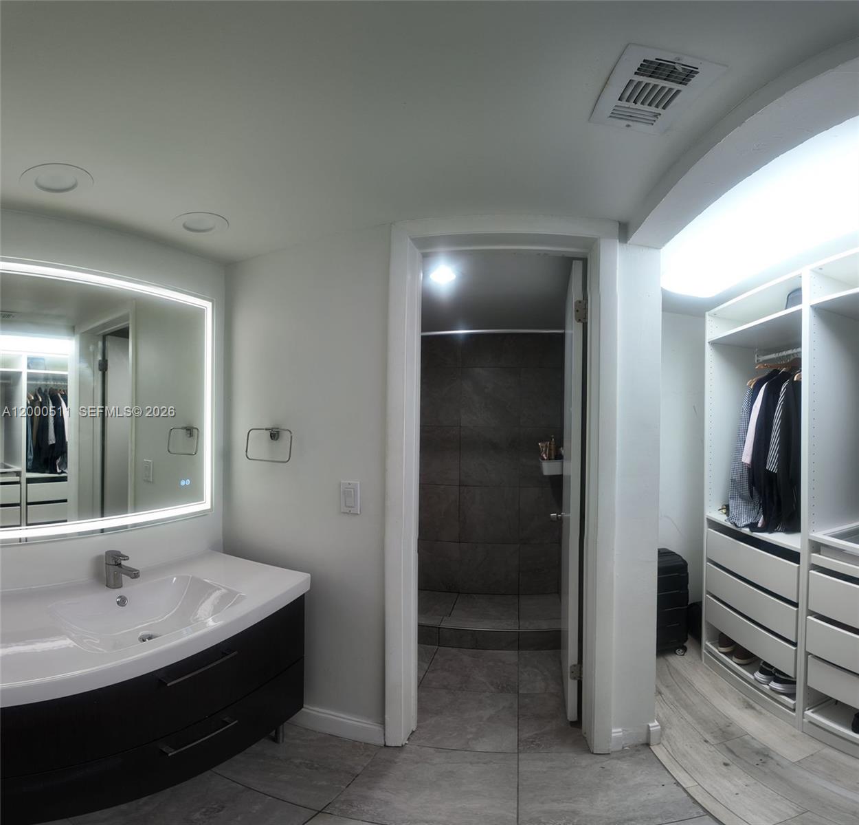 PARC VILLAGE CONDO - Residential Lease