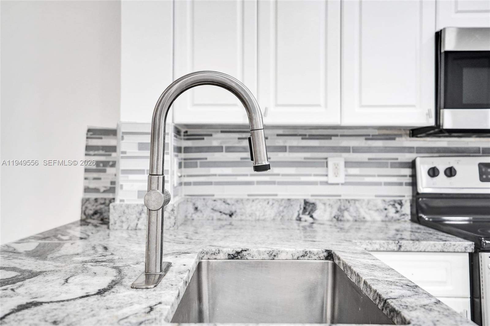 CRYSTAL LAKE 2ND SEC - Residential