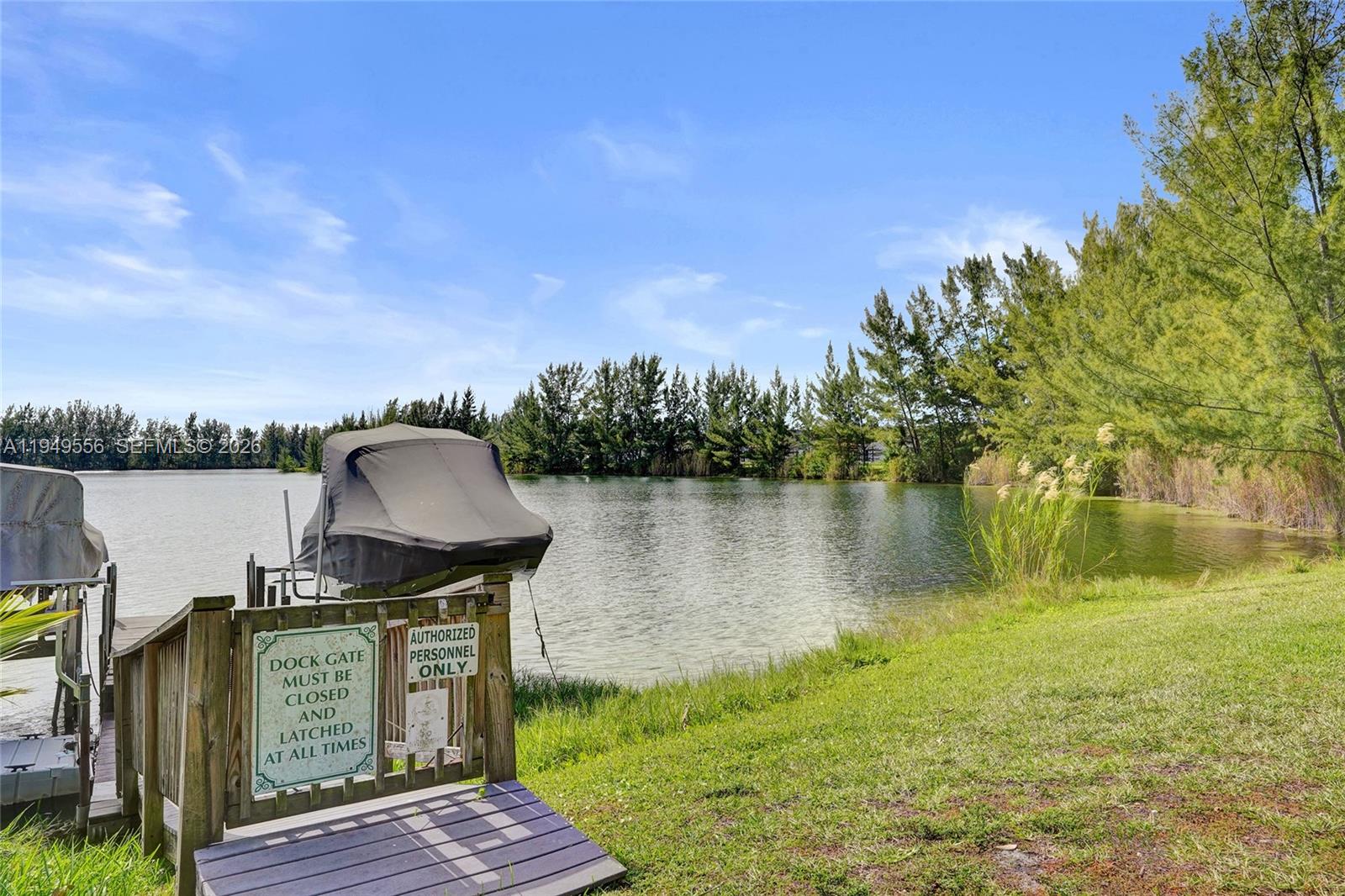 CRYSTAL LAKE 2ND SEC - Residential