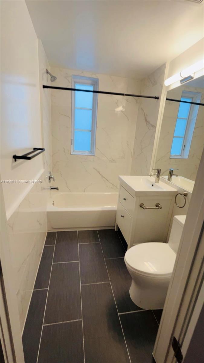 OCEANSIDE SEC ISLE OF NOR - Residential Lease