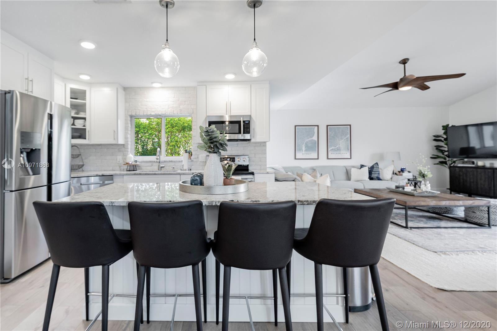 LA JOYA - Residential