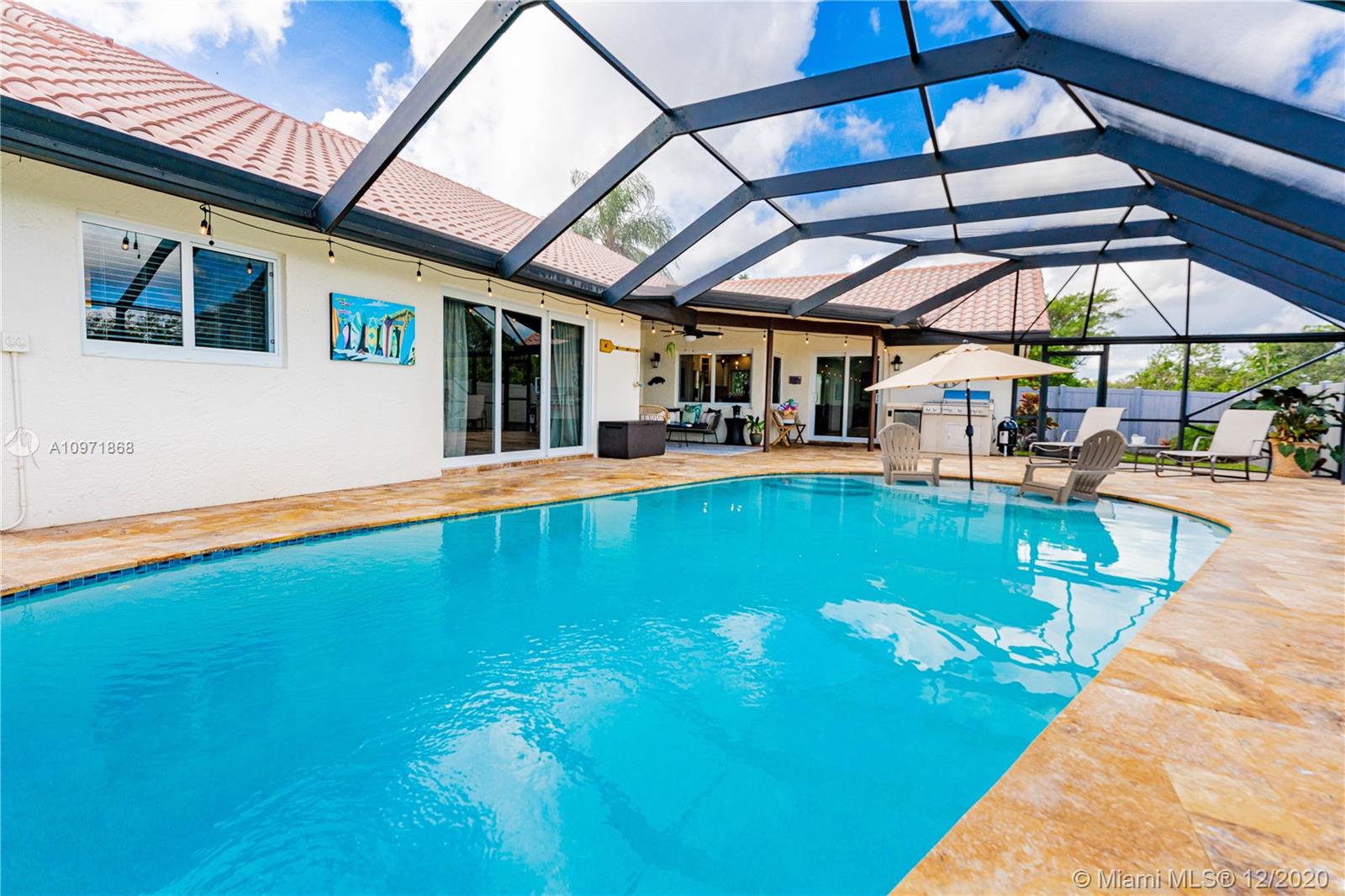 LA JOYA - Residential