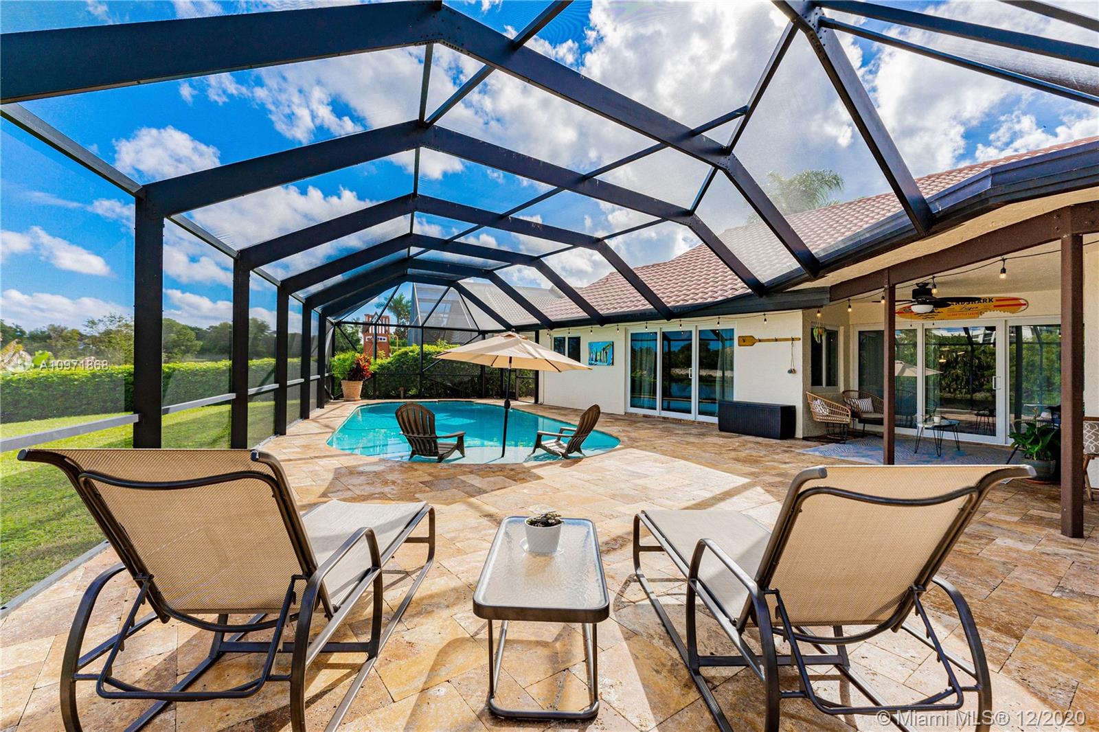 LA JOYA - Residential