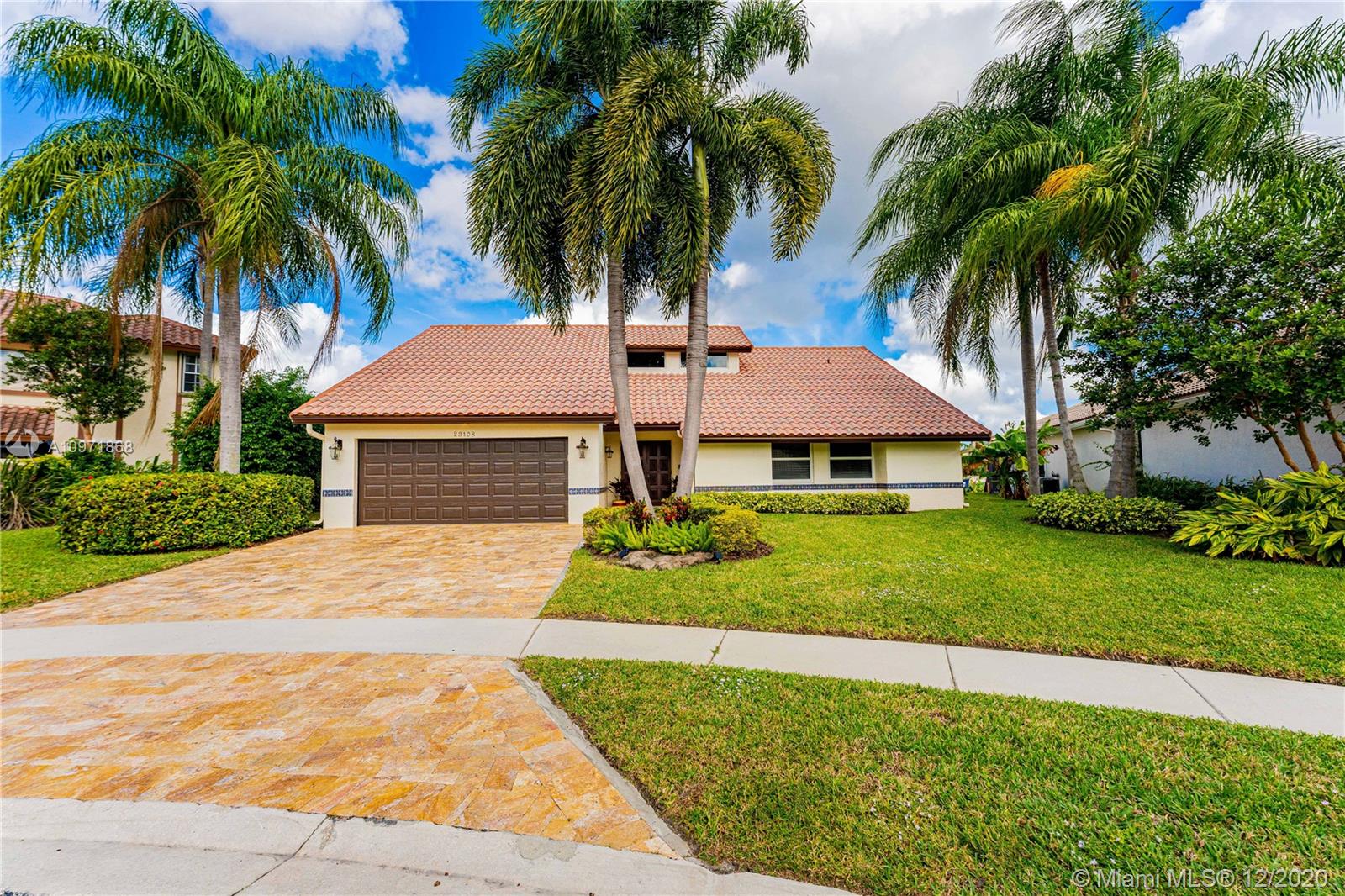 LA JOYA - Residential