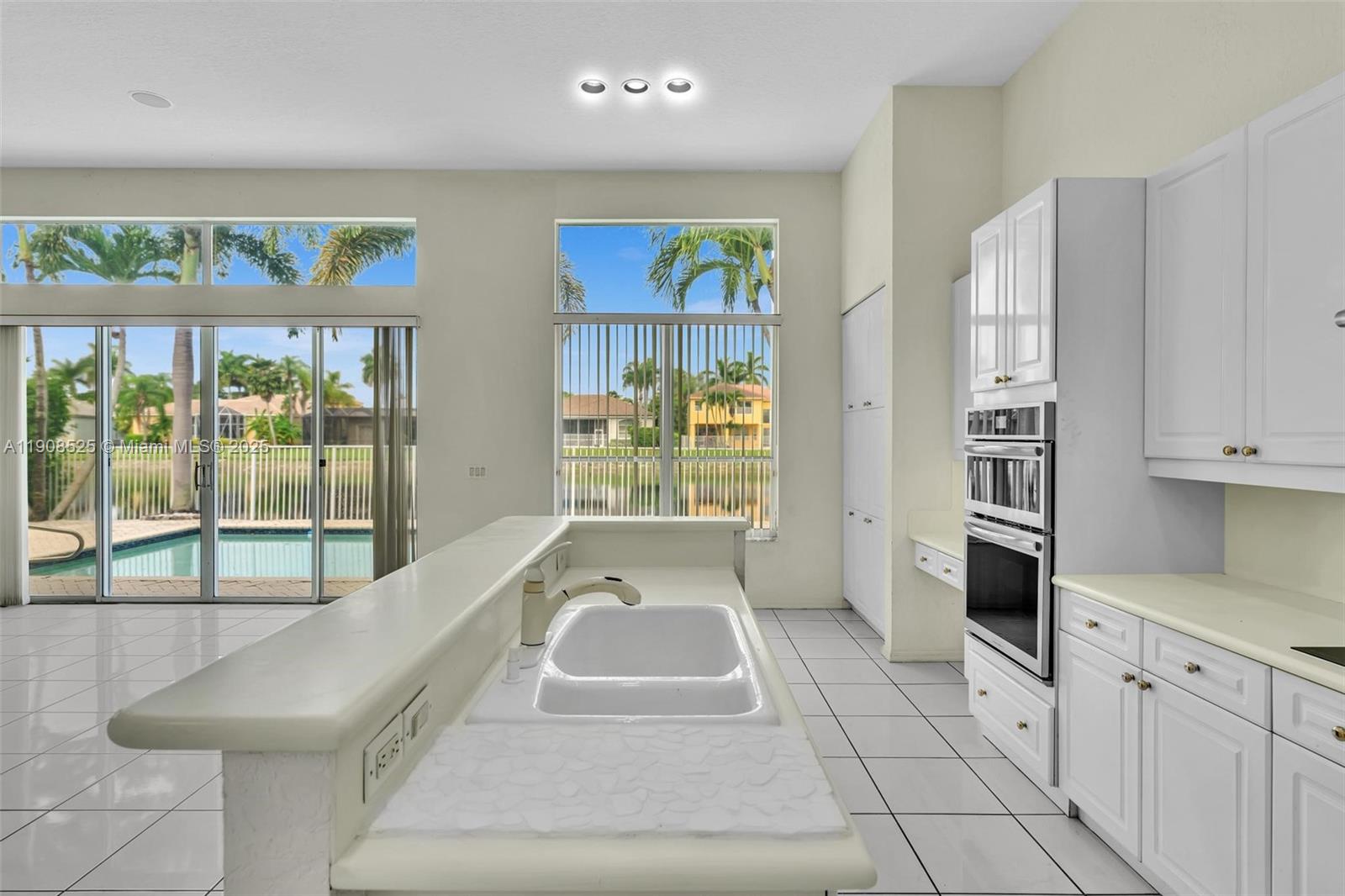 SHORES AT BOCA RATON PH 3 - Residential Lease