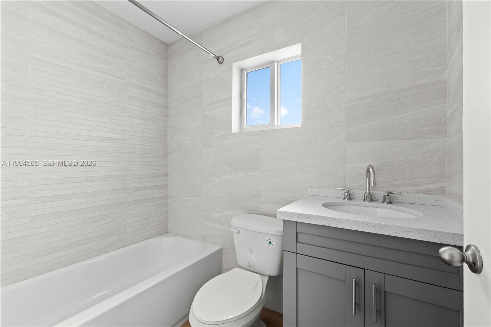 SUN LAND PARK - Residential Lease