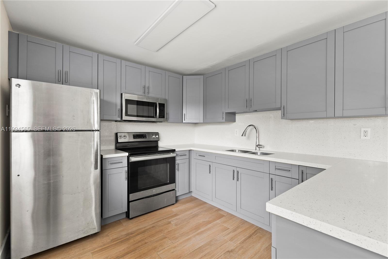 SUN LAND PARK - Residential Lease