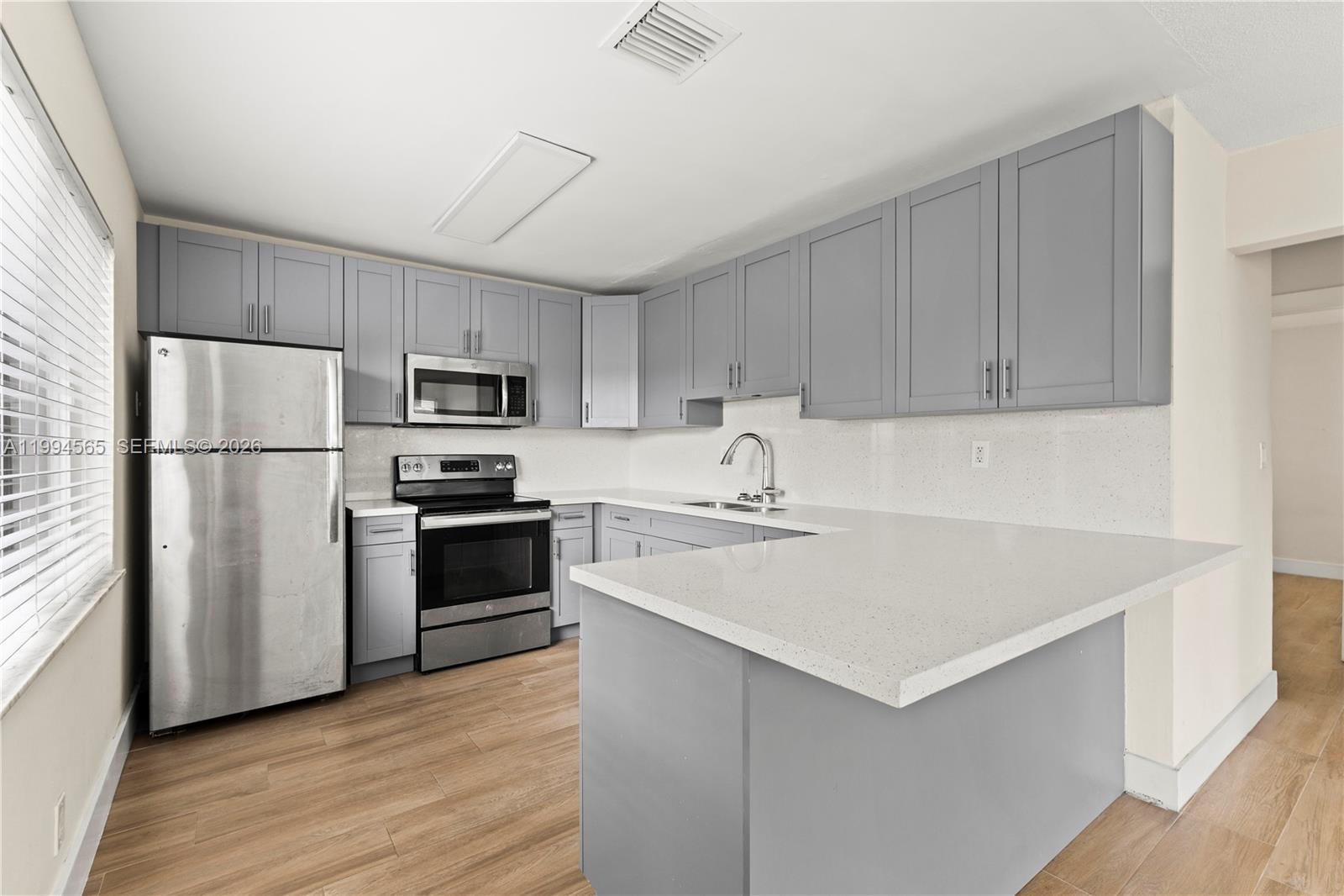 SUN LAND PARK - Residential Lease