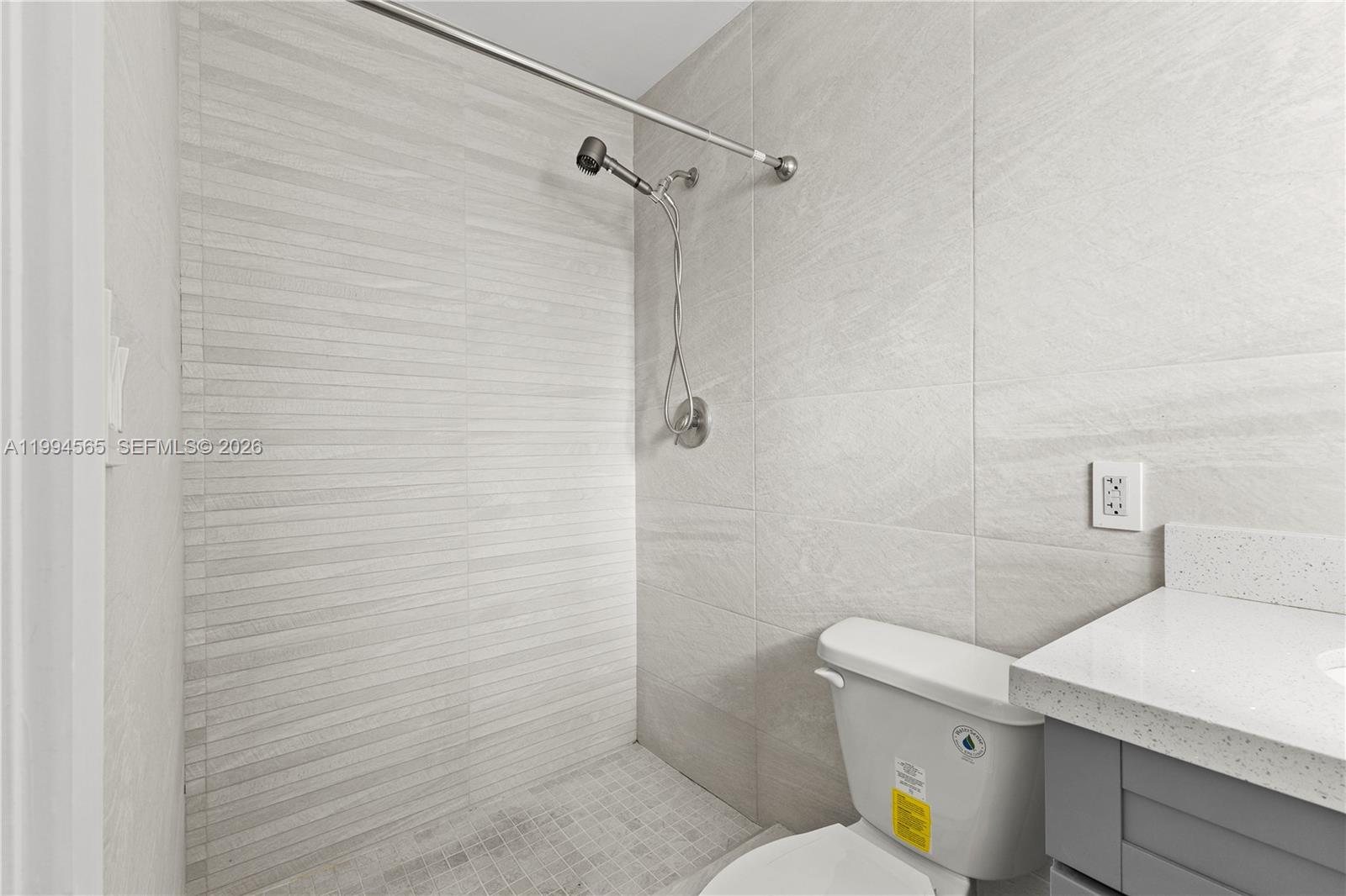 SUN LAND PARK - Residential Lease