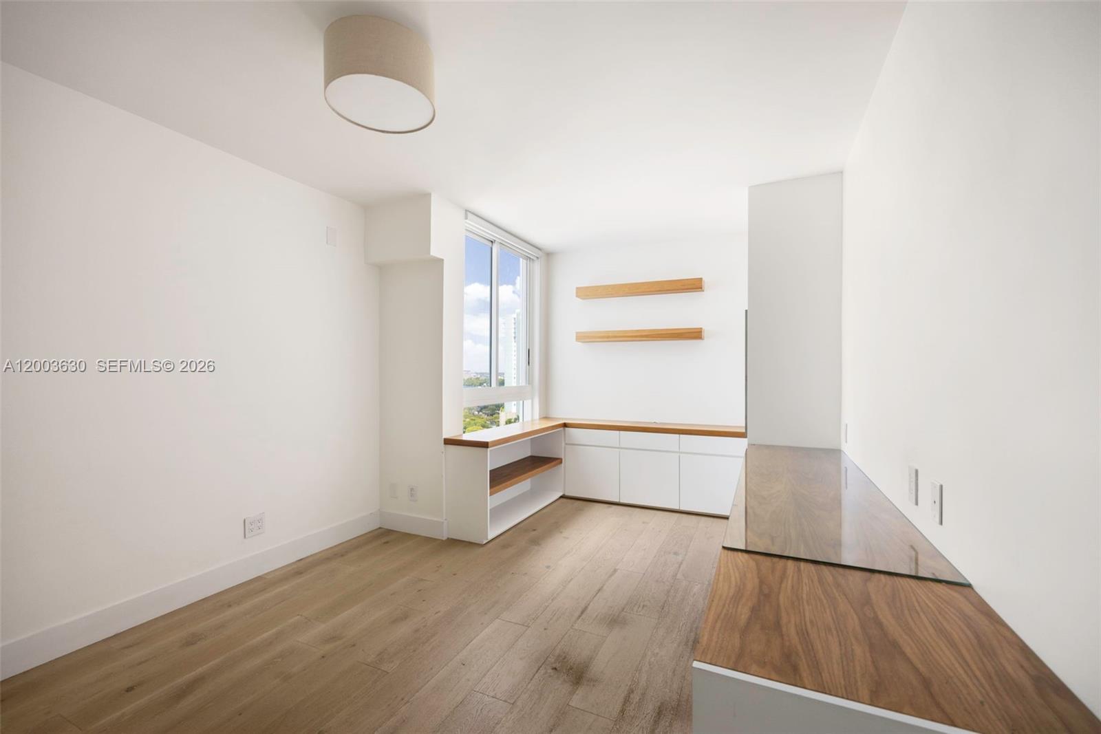 BRISTOL TOWER CONDO - Residential