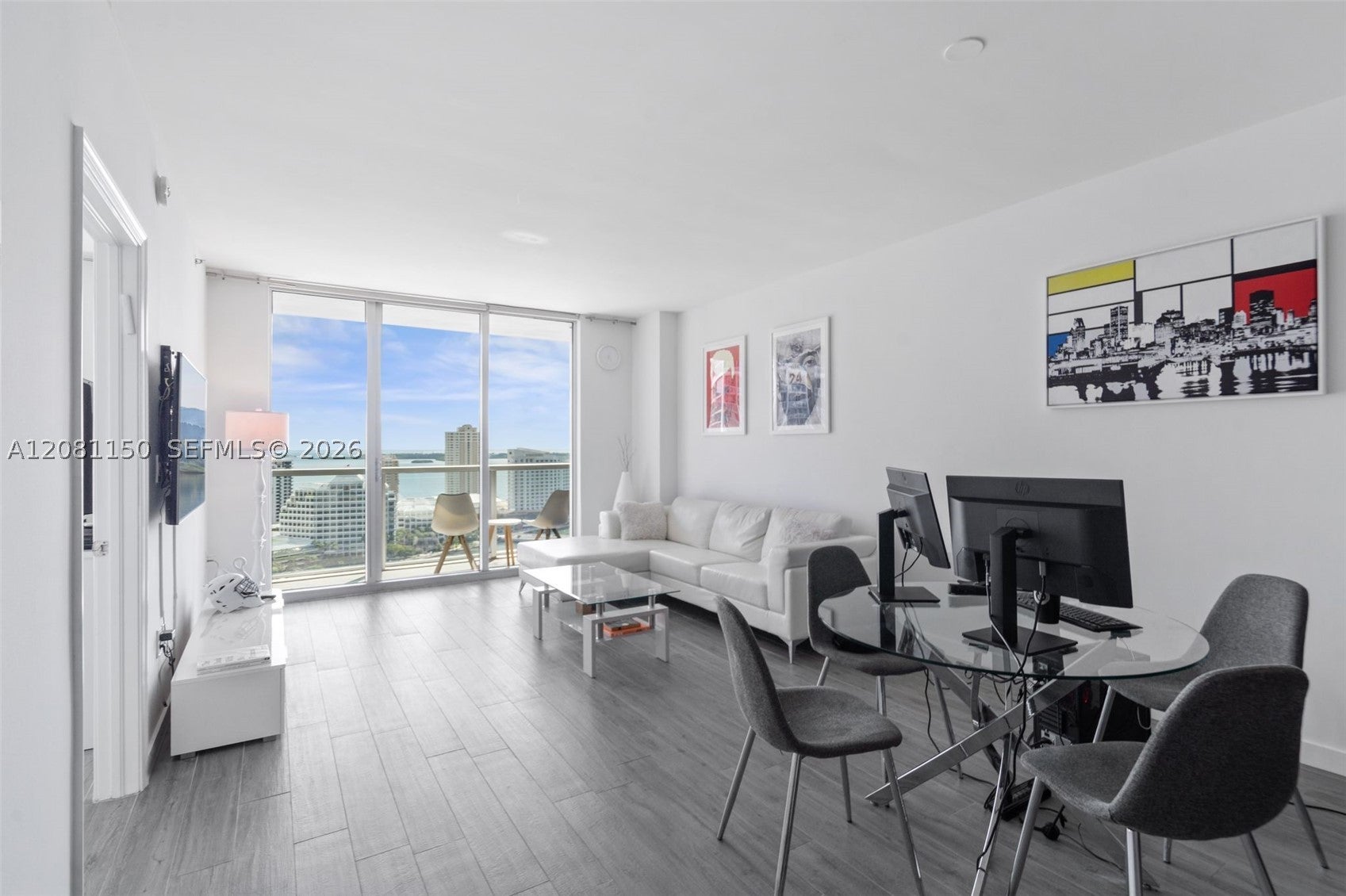500 Brickell Ave 3000