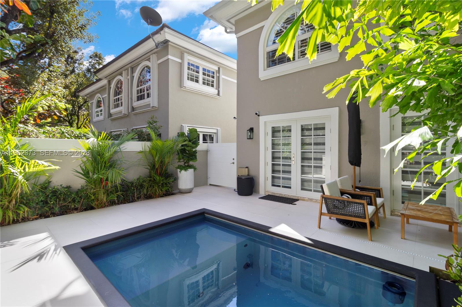 ENCHANTED GROVE CONDO - Residential