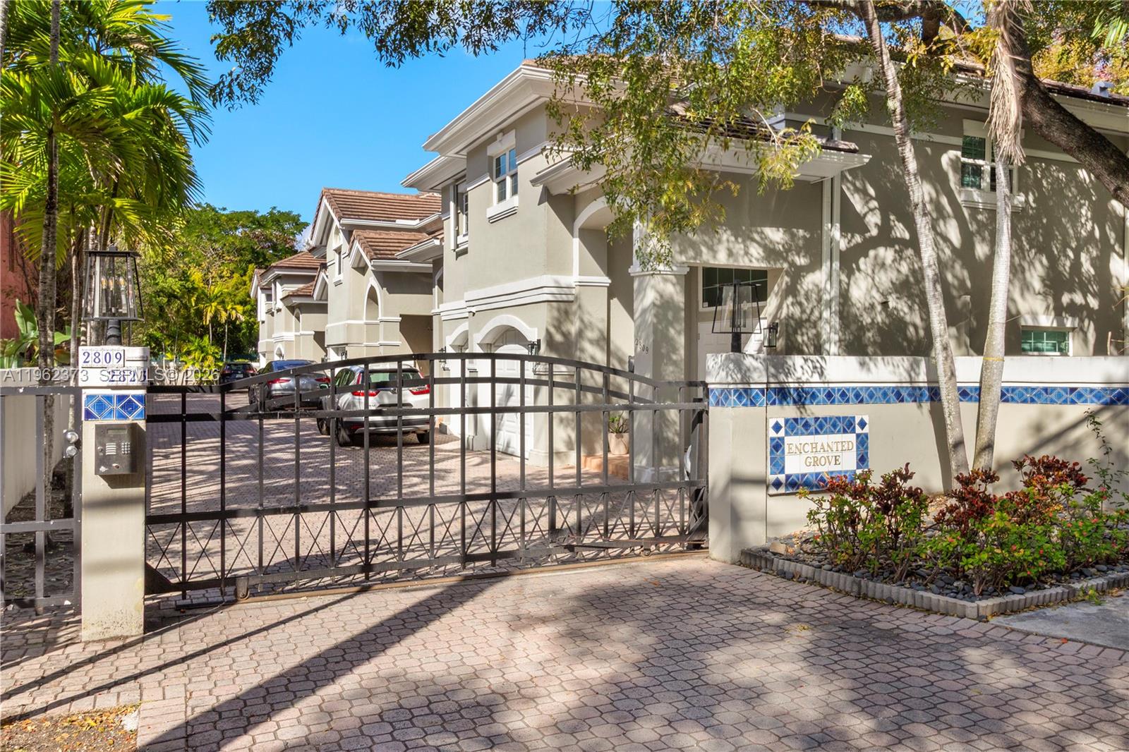 ENCHANTED GROVE CONDO - Residential