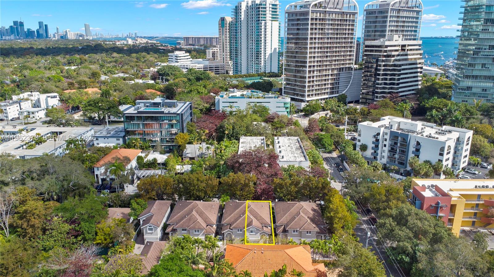 ENCHANTED GROVE CONDO - Residential