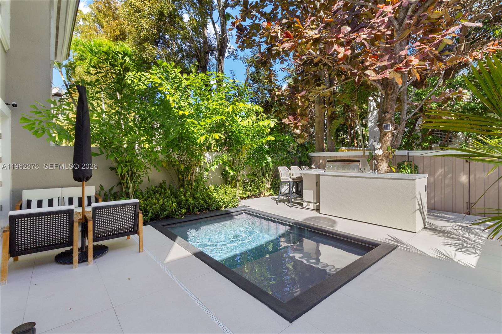 ENCHANTED GROVE CONDO - Residential