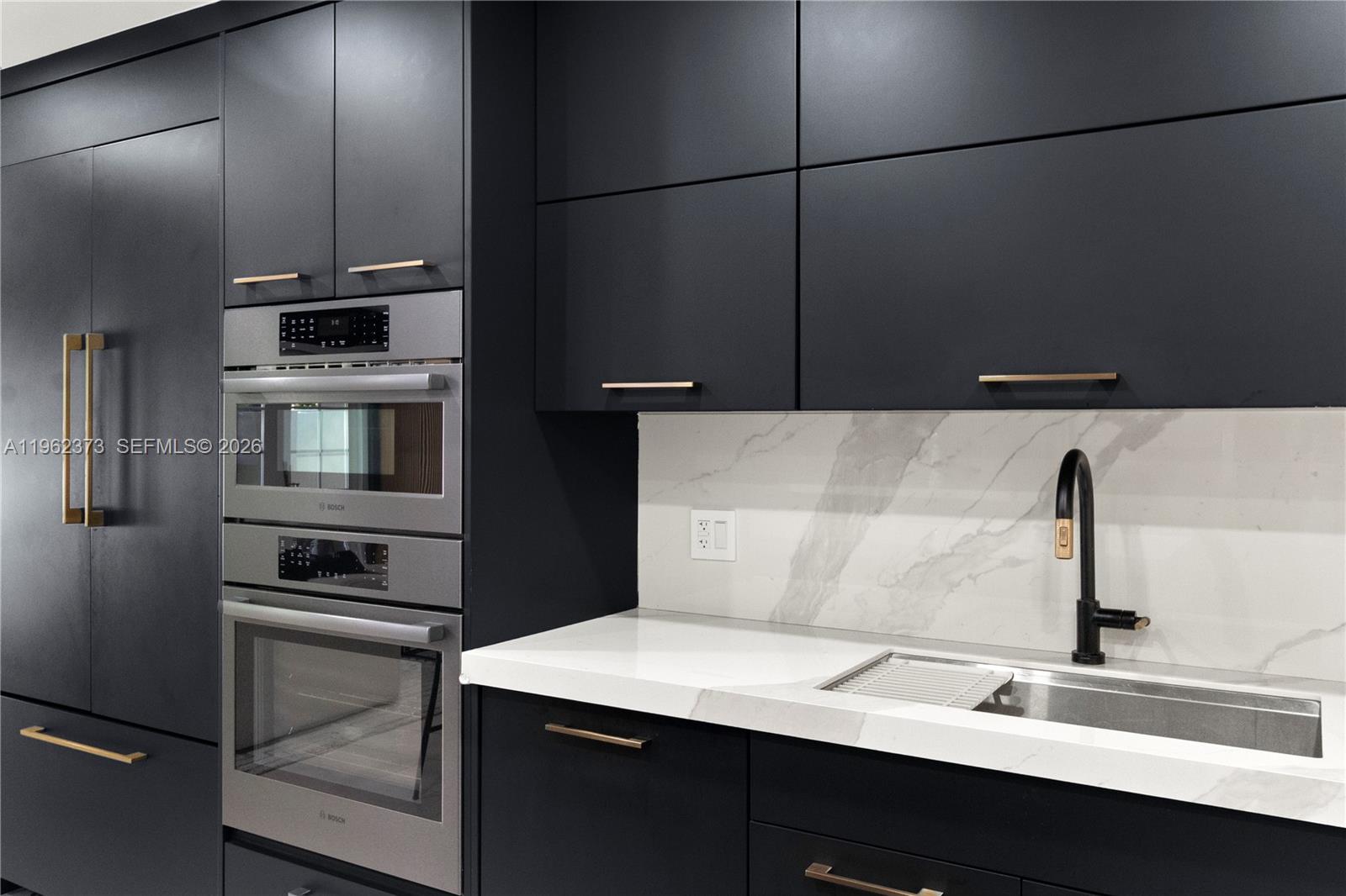 ENCHANTED GROVE CONDO - Residential