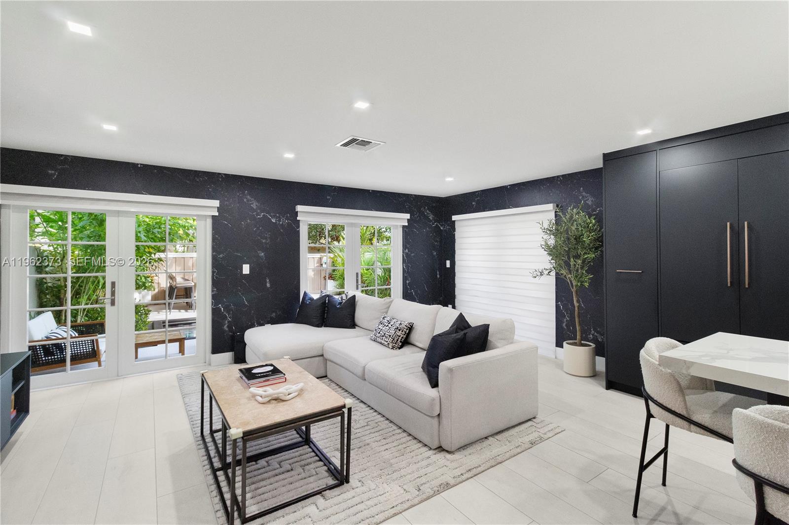 ENCHANTED GROVE CONDO - Residential