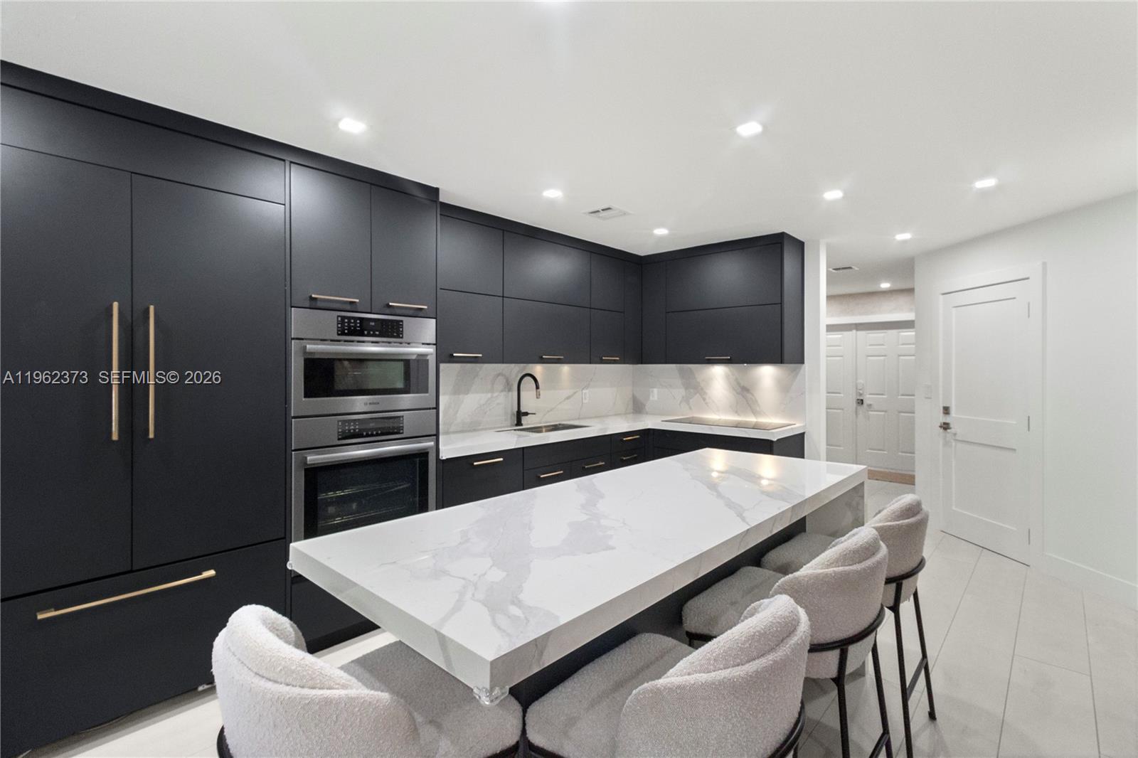 ENCHANTED GROVE CONDO - Residential