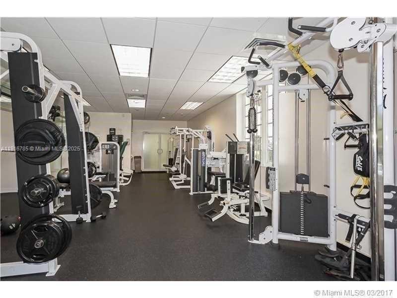 AVENTURA LAKES - PHASE II - Residential Lease