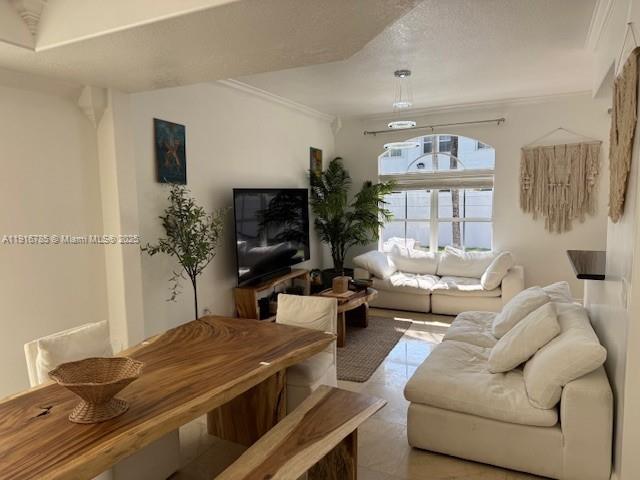 AVENTURA LAKES - PHASE II - Residential Lease