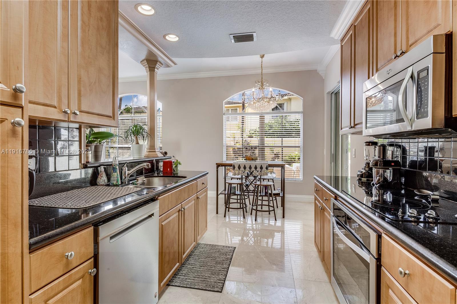 AVENTURA LAKES - PHASE II - Residential Lease