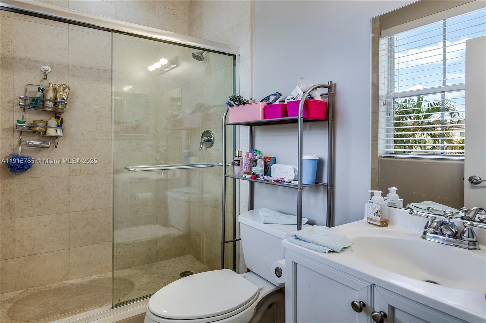 AVENTURA LAKES - PHASE II - Residential Lease