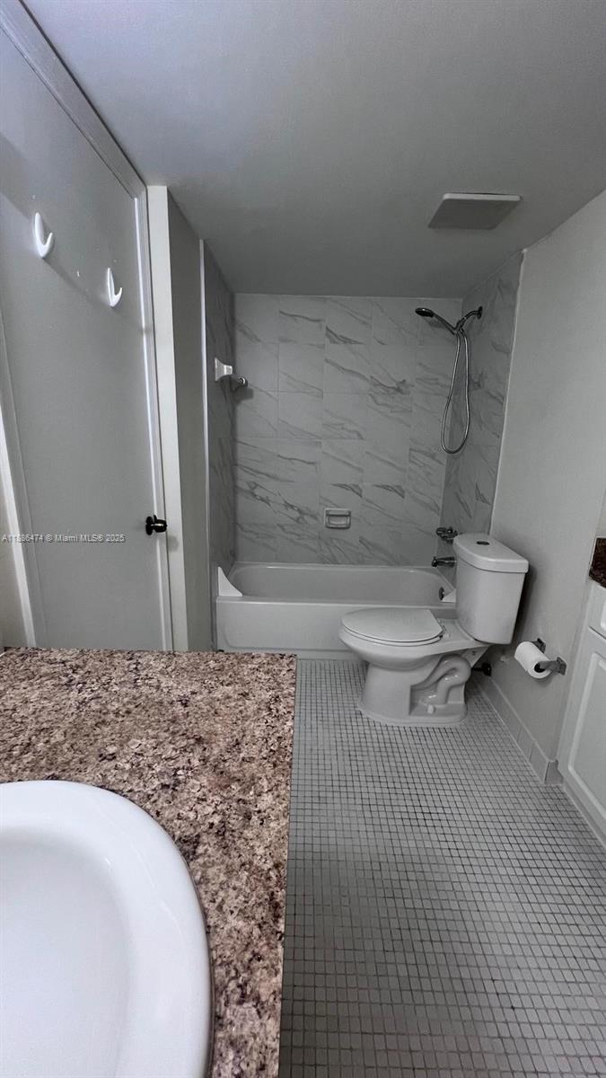 SERENITY PLACE CONDO - Residential Lease