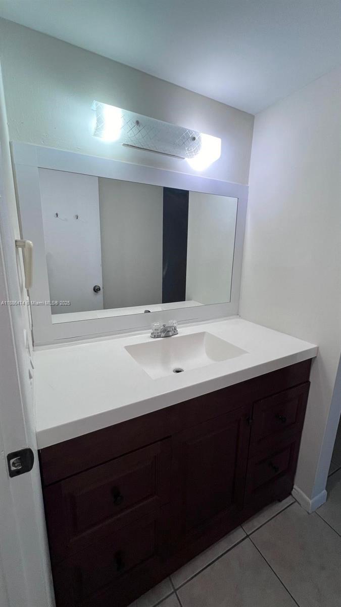 SERENITY PLACE CONDO - Residential Lease