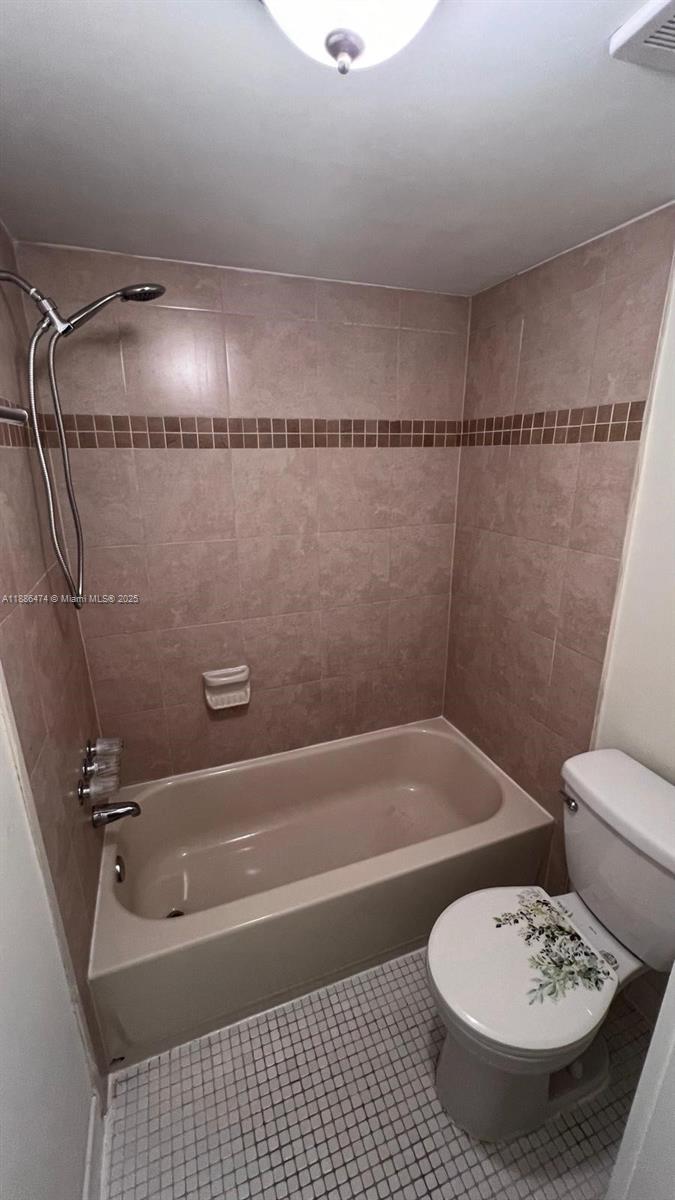 SERENITY PLACE CONDO - Residential Lease