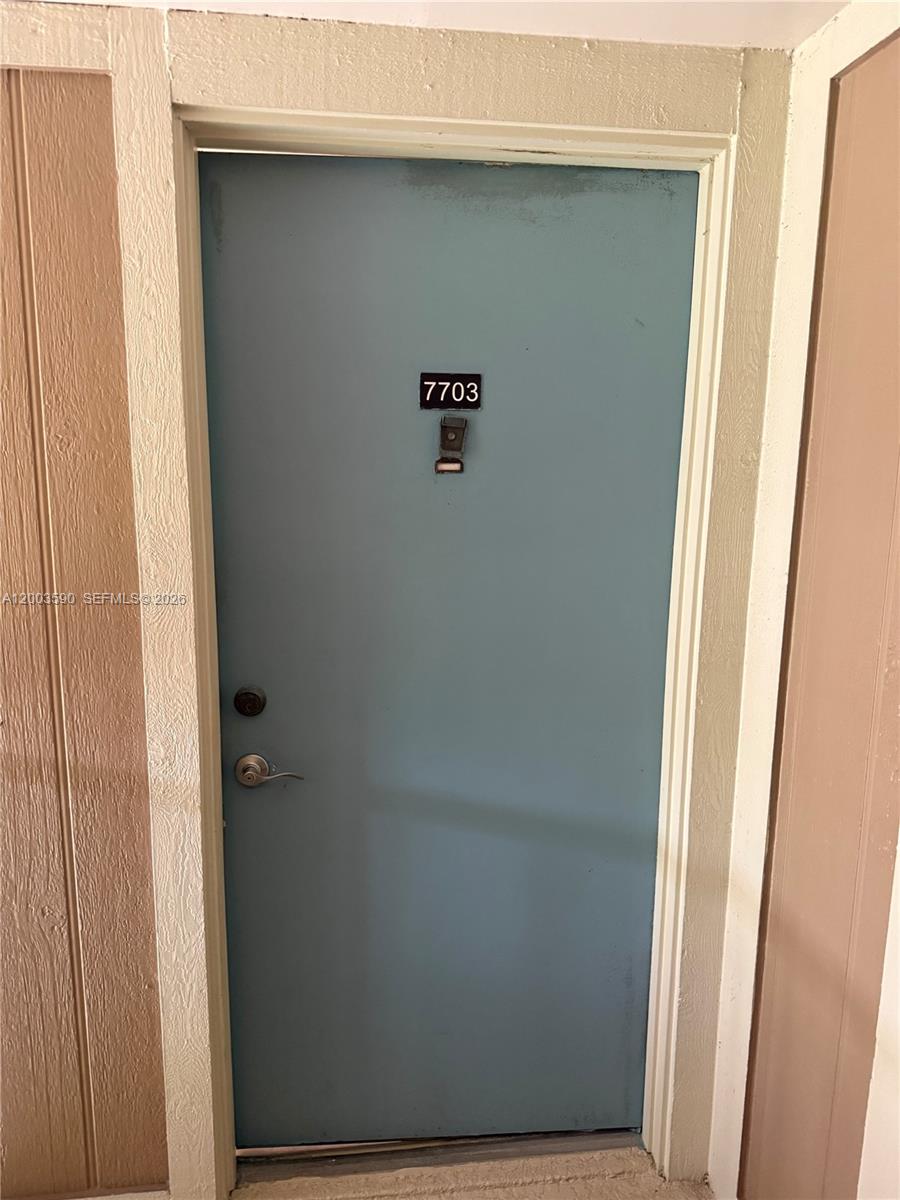 7703 Ashmont Cir 213