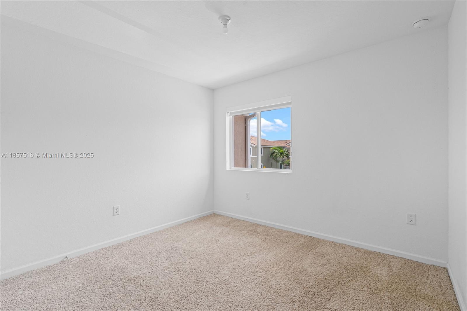 TOWNS AT SEASCAPE - Residential