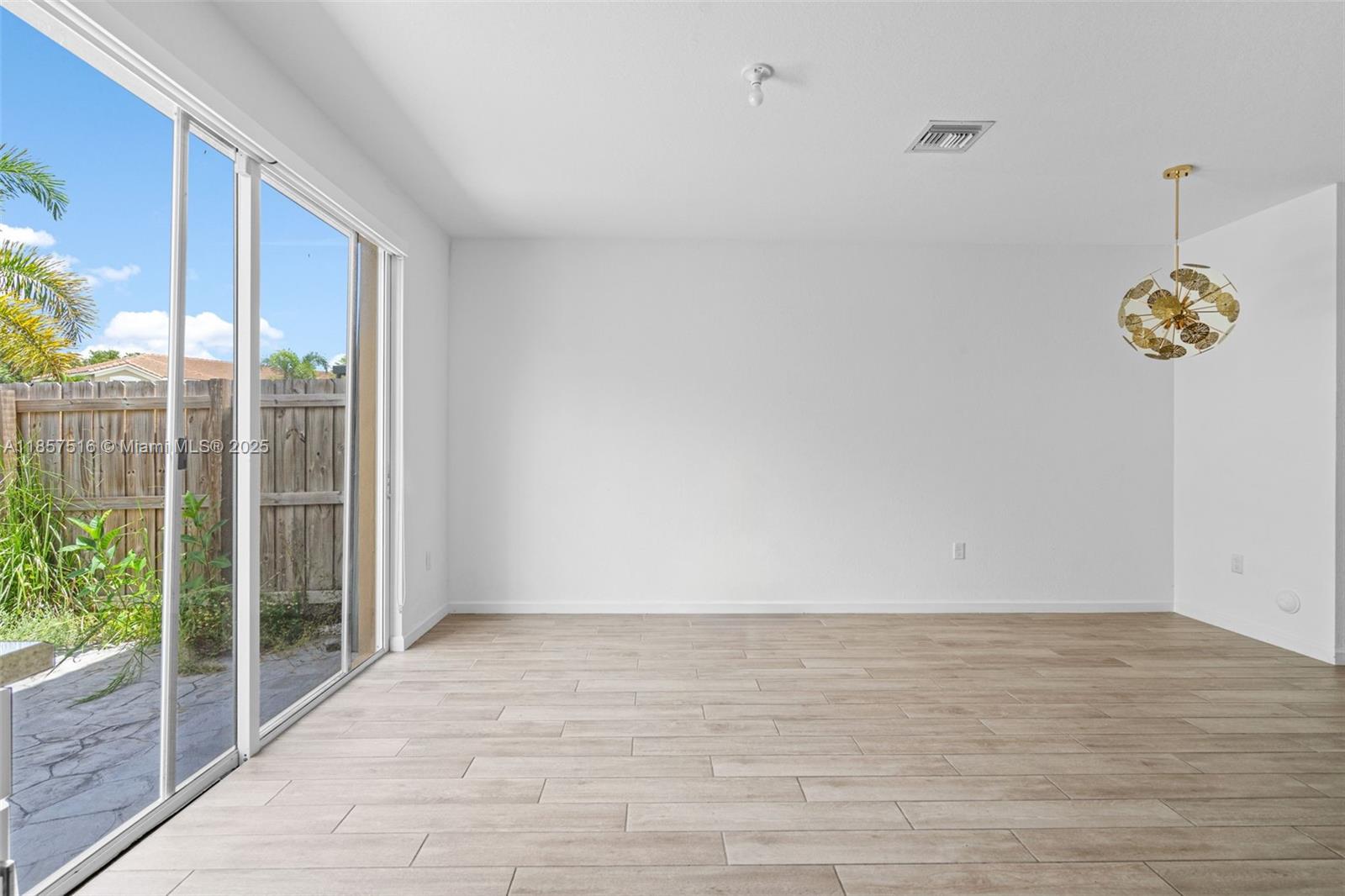 TOWNS AT SEASCAPE - Residential