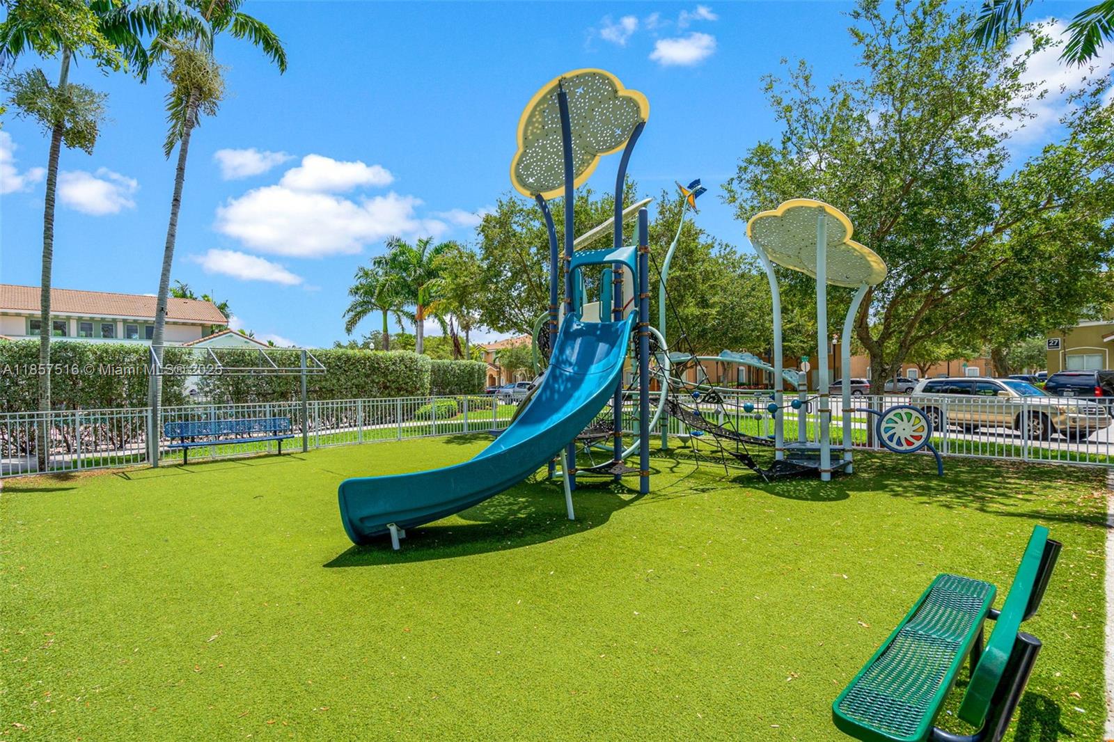 TOWNS AT SEASCAPE - Residential